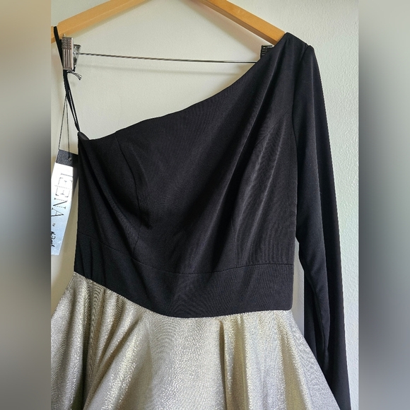 IEENA FOR MAC DUGGAL, Black & Gold One Shoulder A-Line Dress, Size 4, NWT! - Picture 5 of 14
